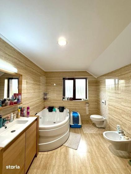 Casă cu 4 camere cu Teren 800 Mp în Hereclean