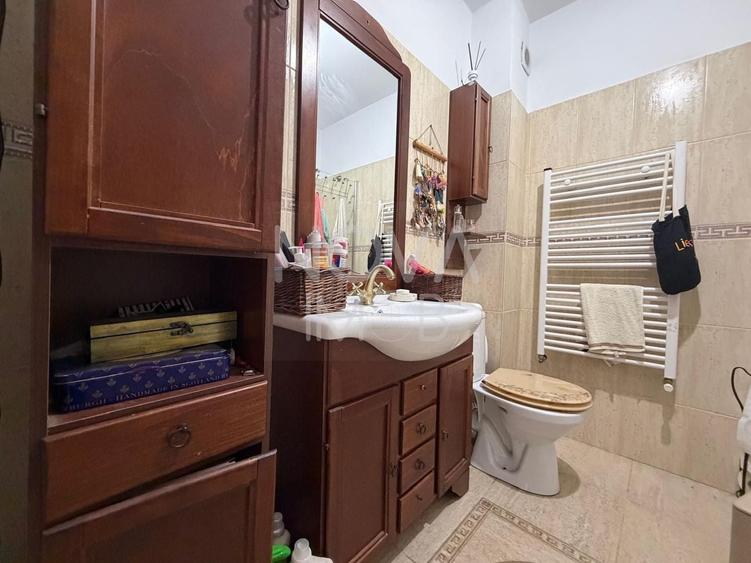 Apartament cu 3 camere decomandat, mobilat în Șelimbăr