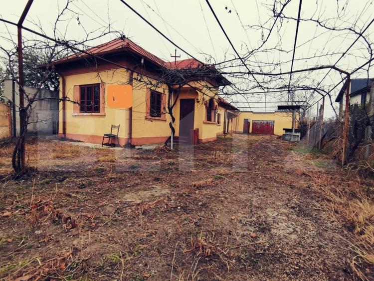 Teren Construcții intravilan de 1000 mp, în Cernele