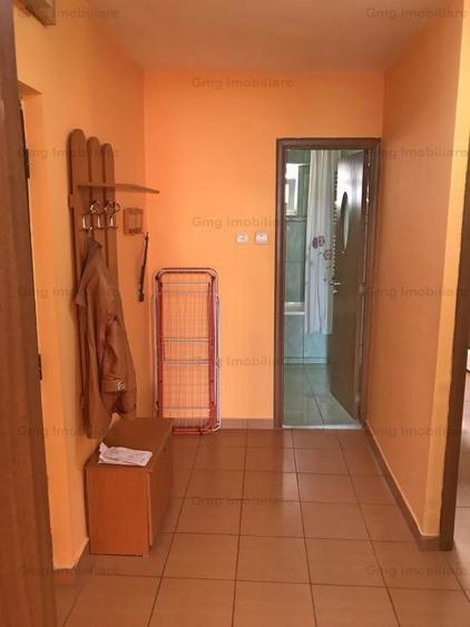 Garsonieră decomandată, mobilată în Obor