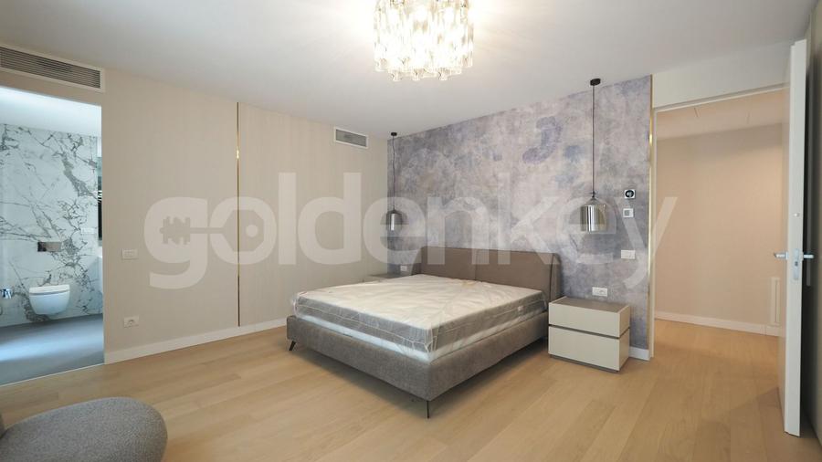 Apartament cu 4 camere semidecomandat, mobilat în Aviatorilor