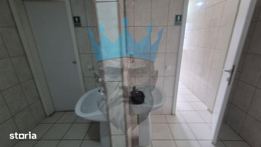 Spațiu comercial, de 21 mp, în Decebal