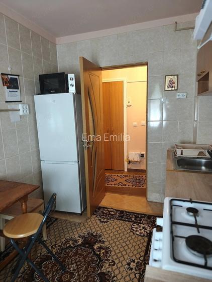 Dau in chirie ap 2 camere Calea Bucure?ti zona McDonald's