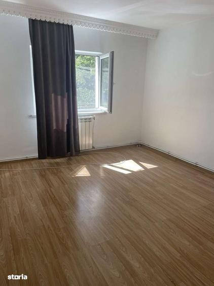 Apartament cu 3 camere decomandat în Barna