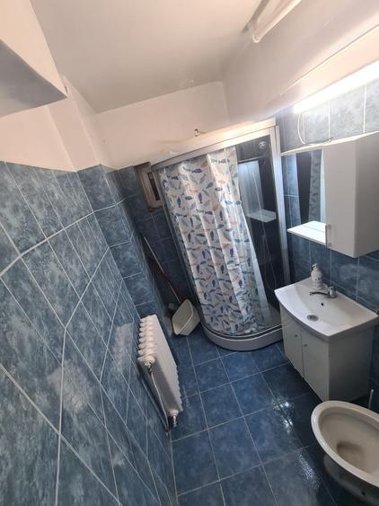 Apartament cu 2 camere decomandat în Săsar