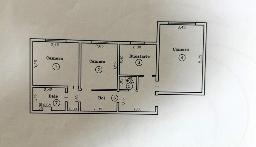 Apartament cu 3 camere decomandat, mobilat în Lunei