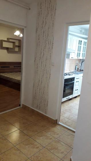 Apartament cu 2 camere decomandat în Gară