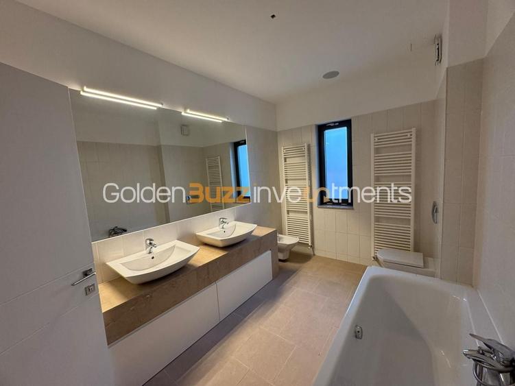 Apartament cu 4 camere decomandat în Băneasa