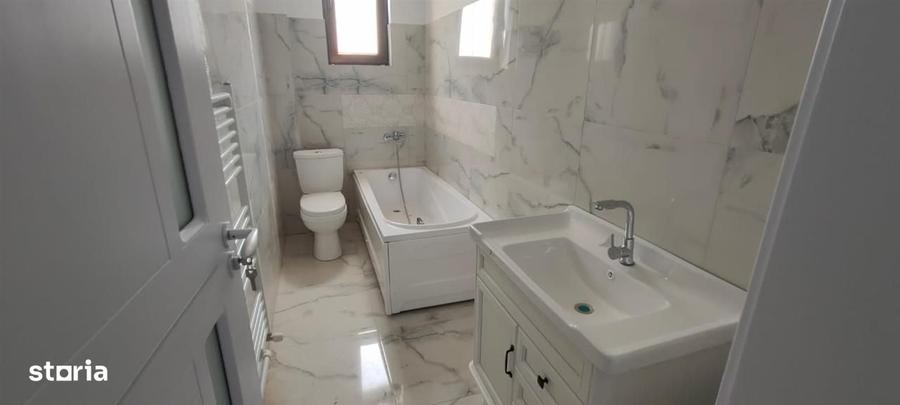 Apartament cu 2 camere semidecomandat în Lunca Cetățuii