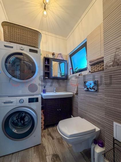 Duplex cu 4 camere cu Canalizare în Dâmbul Rotund
