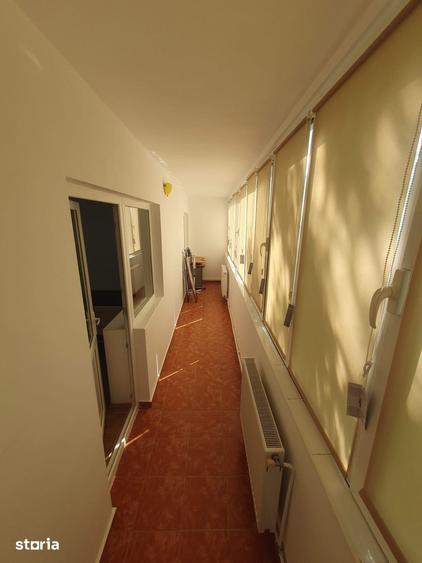 Apartament cu 3 camere decomandat în Tătărași