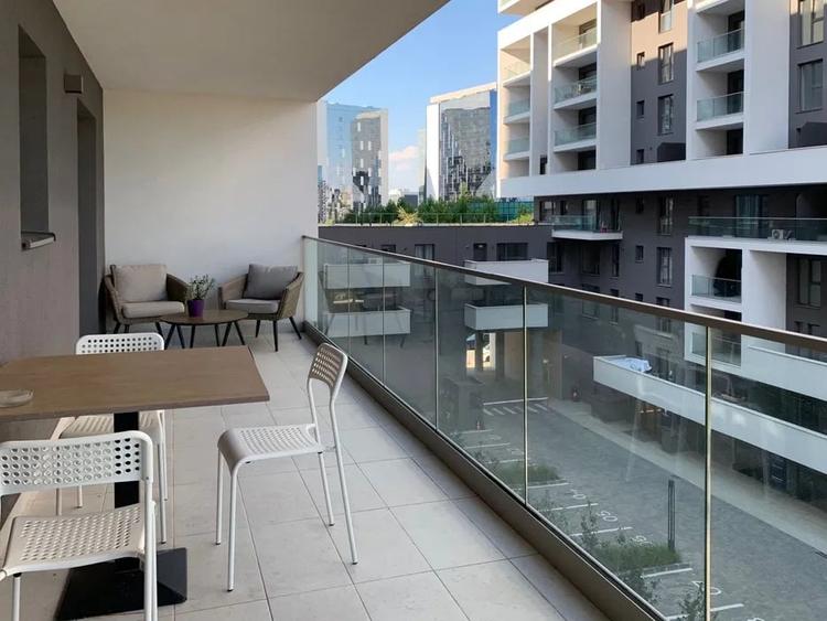 Apartament cu 2 camere decomandat, mobilat în Nordului
