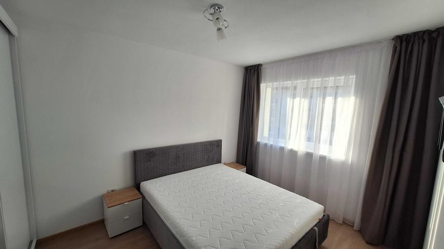 Apartament cu 2 camere semidecomandat în Sânpetru