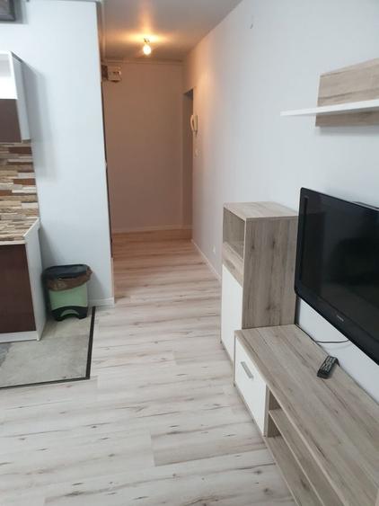 Apartament cu 2 camere decomandat în Cetate