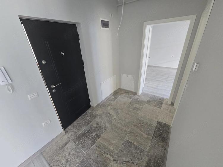 Apartament cu 2 camere decomandat în Girocului