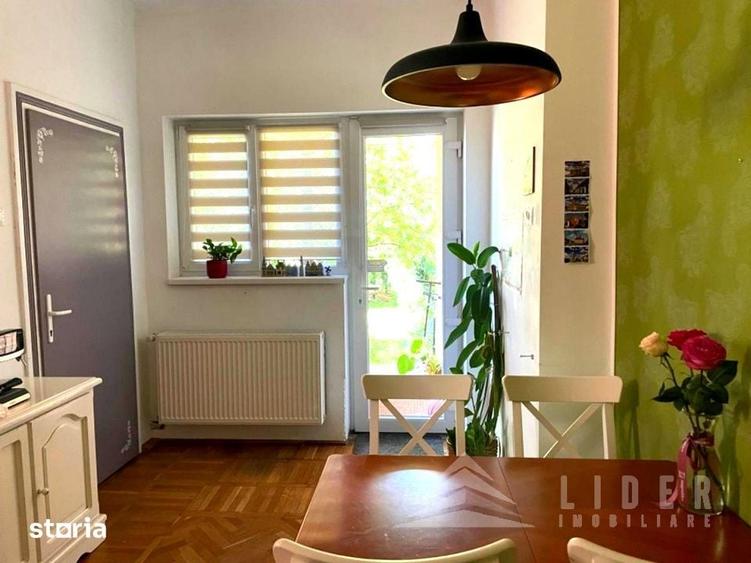 Apartament cu 3 camere semidecomandat în Andrei Mureșanu