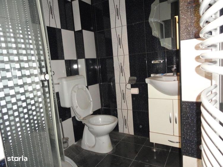 Spațiu comercial, de 70 mp, în Central
