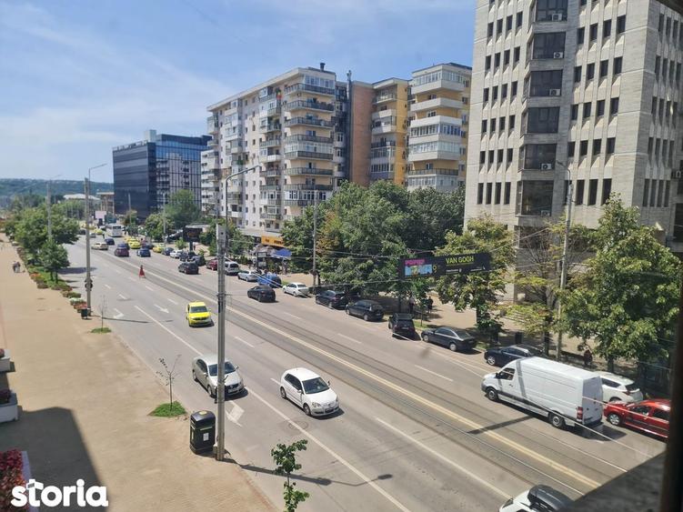 Apartament cu 3 camere în Central