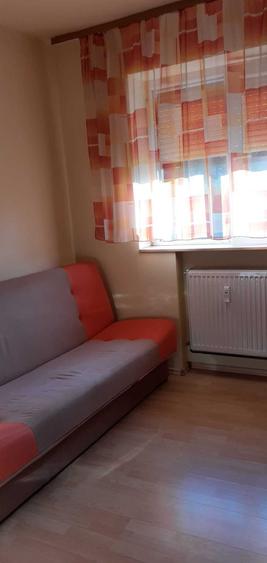 Inchiriez garsoniera cf.3 zona UTA,renovata si utilata .( loc de parcare langa bloc.) - 6