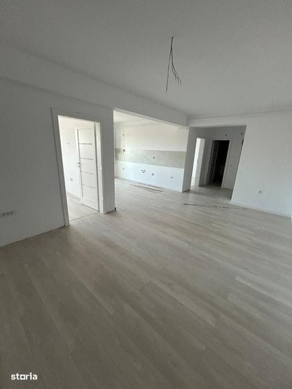 Apartament cu 3 camere în Valea Lupului