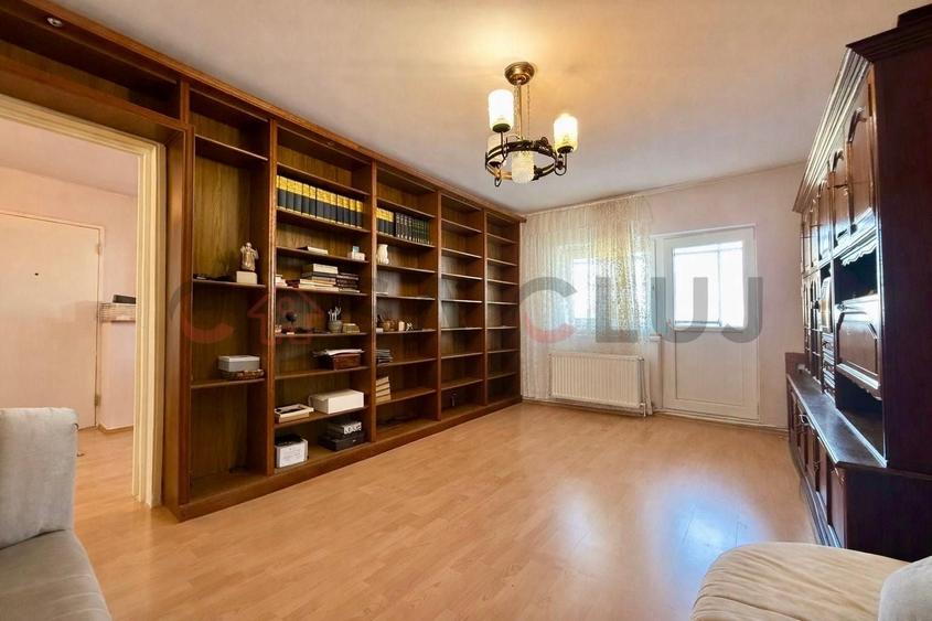 Apartament cu 4 camere decomandat, mobilat în Zorilor