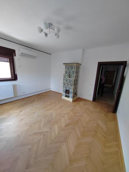 Birou, de 100 mp, în Ștefan cel Mare