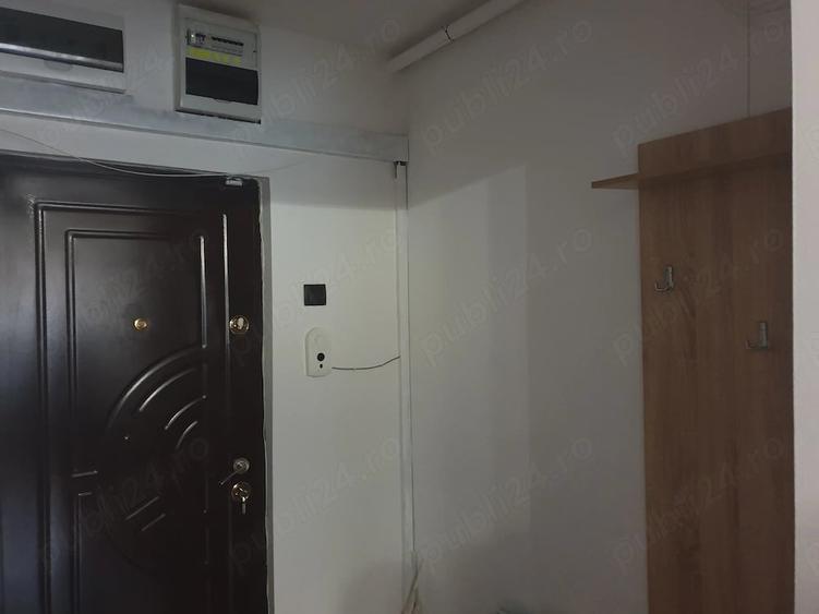 Apartament cu 2 camere semidecomandat în Alexandru Obregia