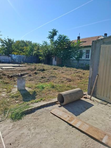 Teren Construcții intravilan de 400 mp, în Lilieci