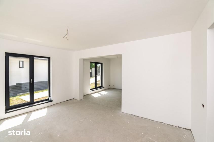 Casă cu 5 camere cu Teren 663 Mp în Mărăcineni