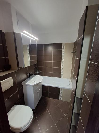 Apartament cu 2 camere decomandat în Parcul Circului