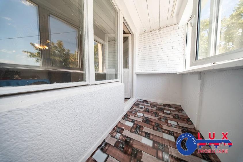 Apartament cu 3 camere decomandat în Spitalului