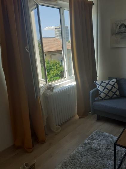 Garsonieră decomandată în Exterior Vest