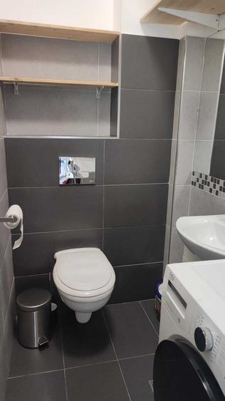 Apartament cu 3 camere decomandat în 1 Decembrie 1918