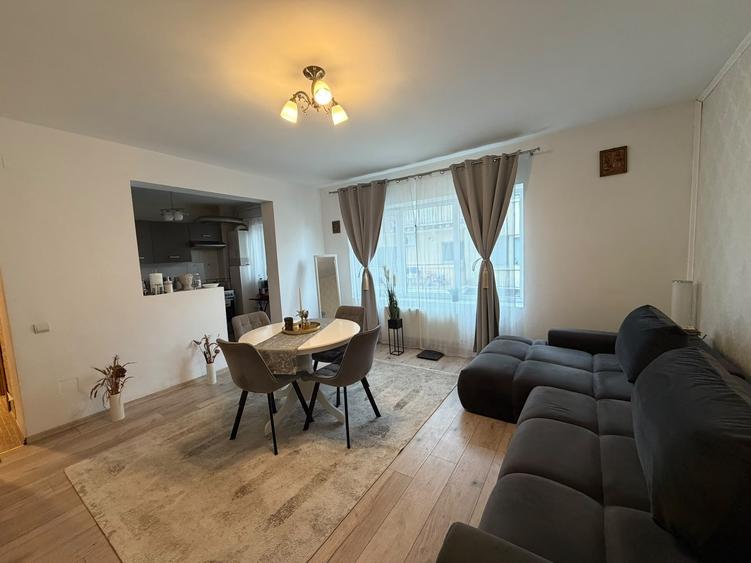 Apartament cu 2 camere decomandat în Florești