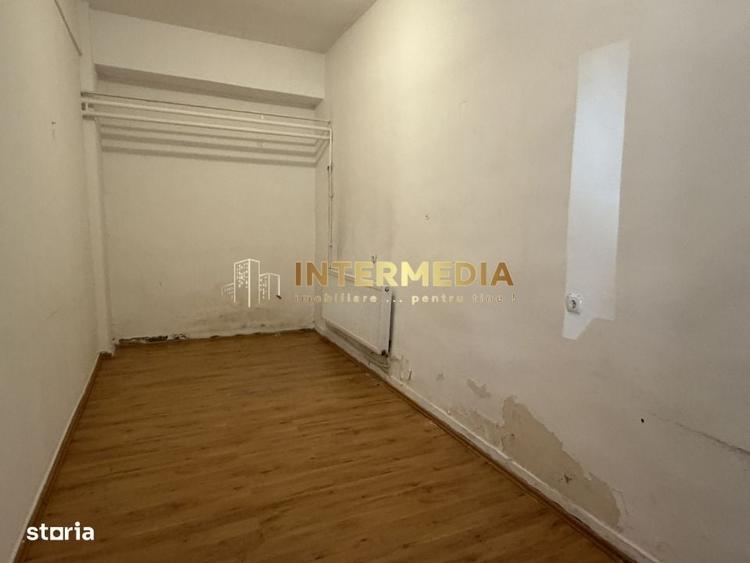 Spațiu comercial, de 18 mp, în Ultracentral