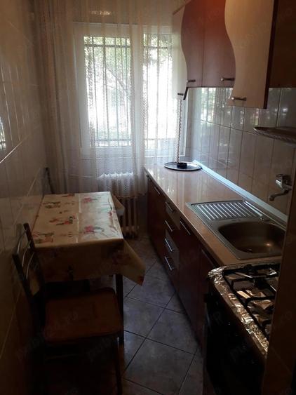 Apartament cu 3 camere semidecomandat în Tomis Nord