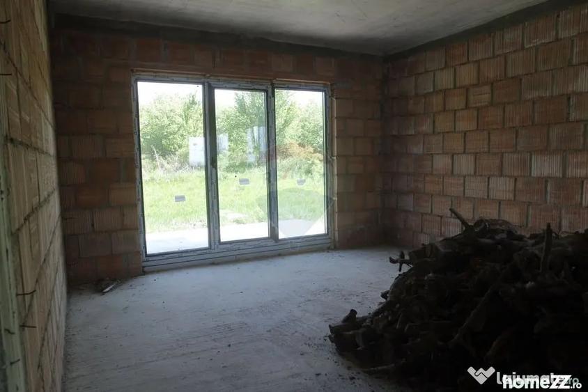 Casă cu 4 camere cu Teren 850 Mp în Tăuții-Măgherăuș