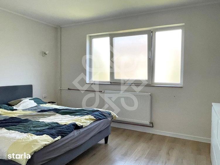 Apartament cu 3 camere semidecomandat în Rogerius