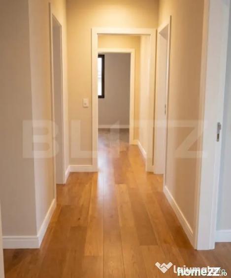 Casă cu 7 camere cu Teren 1300 Mp în Brezoaia