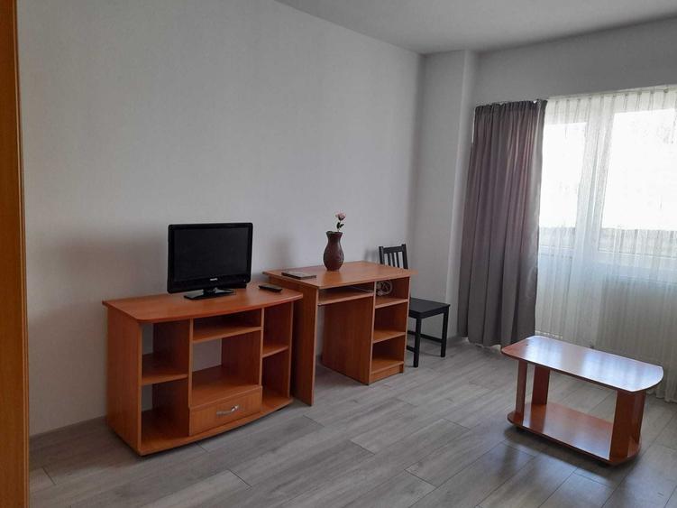 Garsonieră decomandată în Iancului