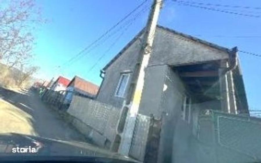 Casă cu 2 camere cu Teren 220 Mp în Bahnea