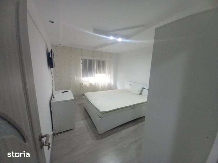 Garsonieră decomandată în Central