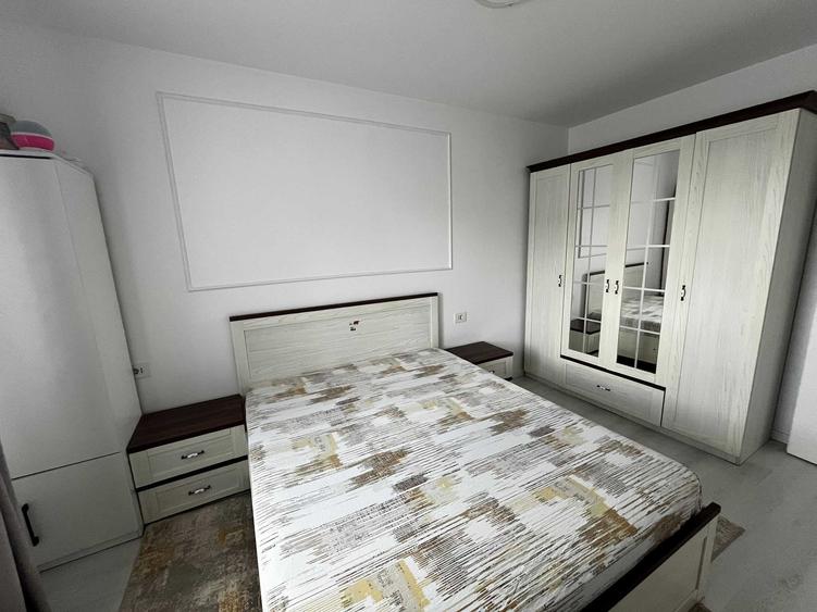 Apartament cu 2 camere semidecomandat în Exterior Vest