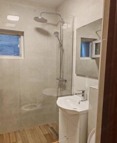 Apartament cu 2 camere semidecomandat, mobilat în Timpuri Noi