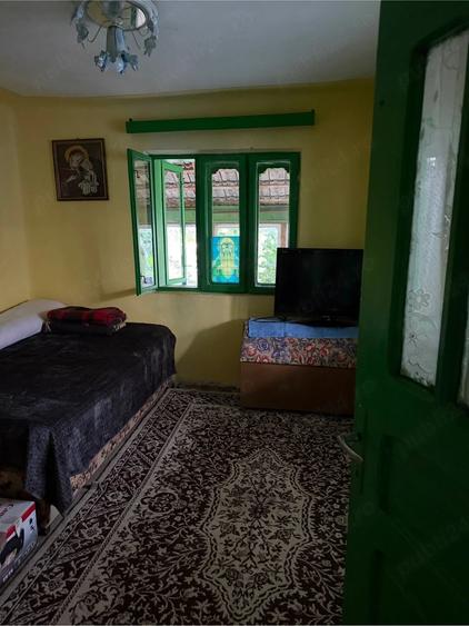 Casă cu 3 camere cu Teren 1000 Mp în Săulești