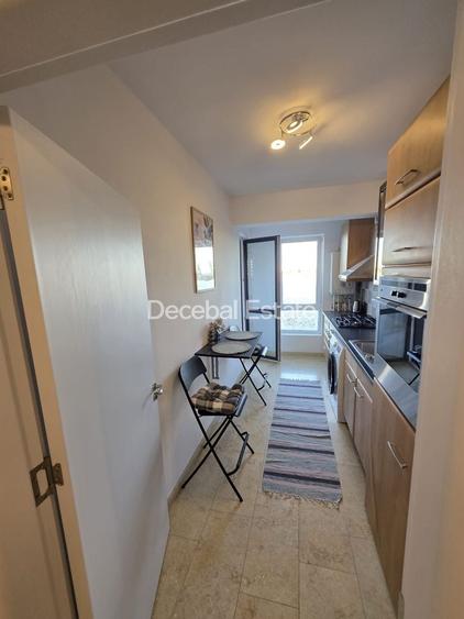 Apartament cu 2 camere decomandat, mobilat în Vest