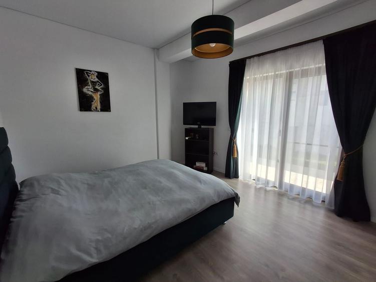 Casă individuală cu 4 camere cu Canalizare în Daia
