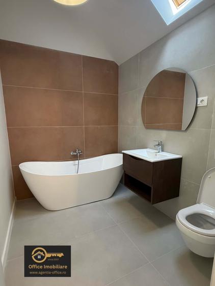 Casă cu 3 camere cu Teren 400 Mp în Săsar