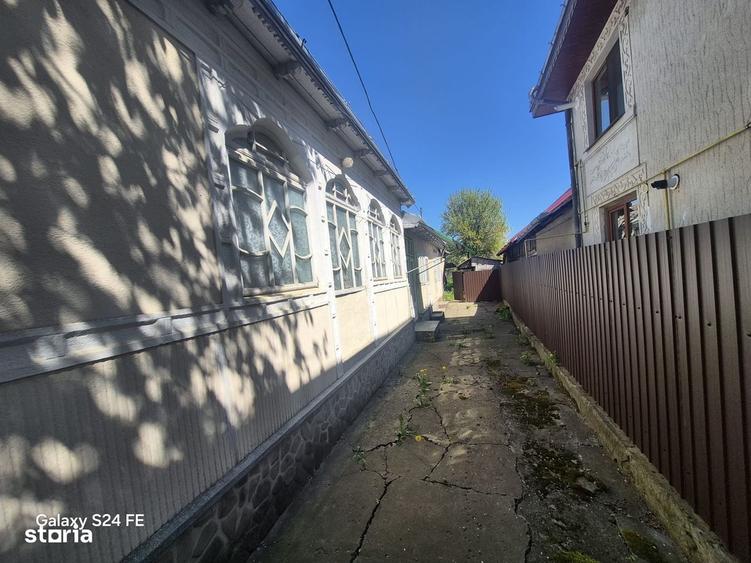 Casă cu 4 camere cu Teren 719 Mp în Vânători-Neamț