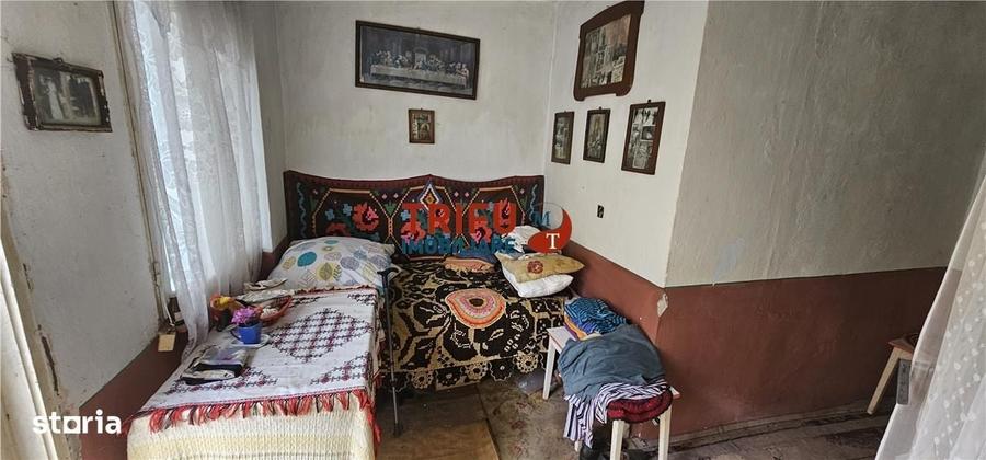 Casă cu 4 camere în Benic